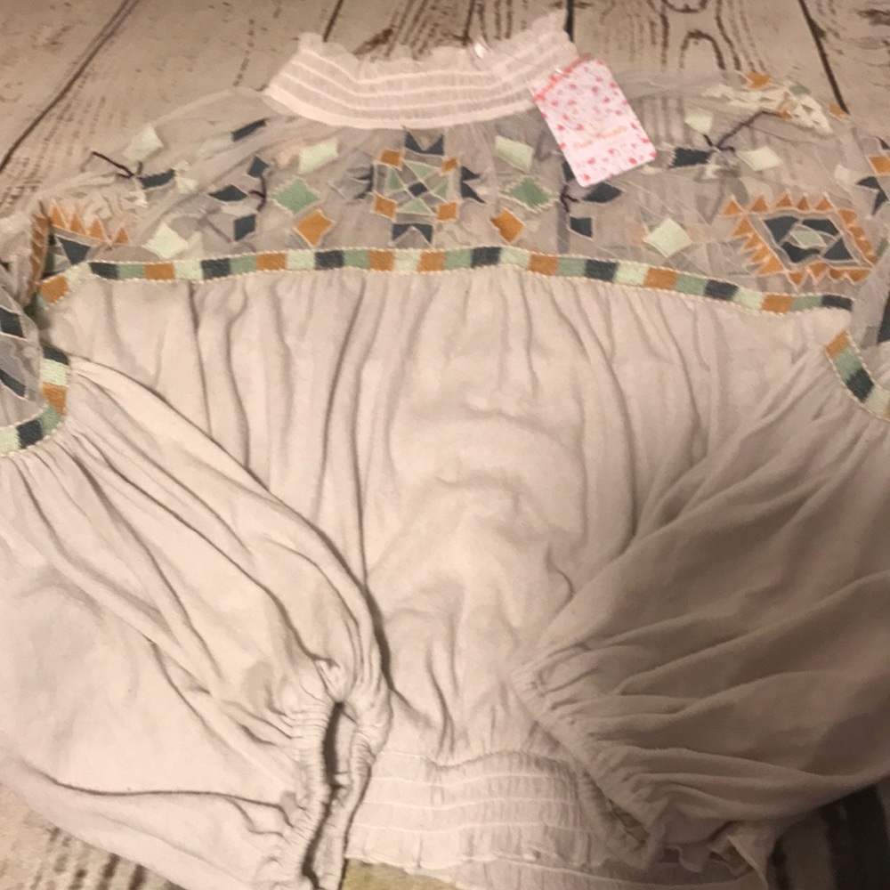 Top - Picture 5 of 8